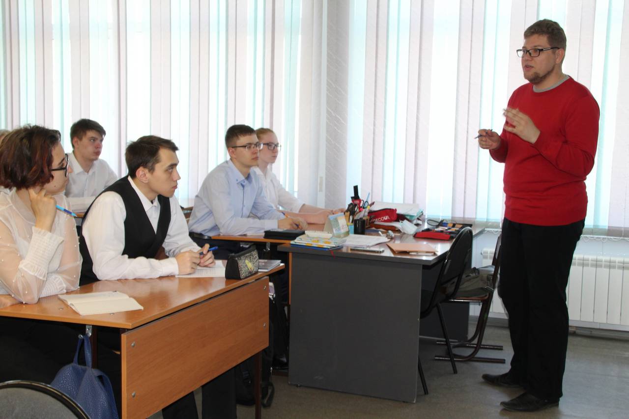 конкурсный день учителя литературы гимназии Р.А. Григоренко на конкурсе «Учитель года»